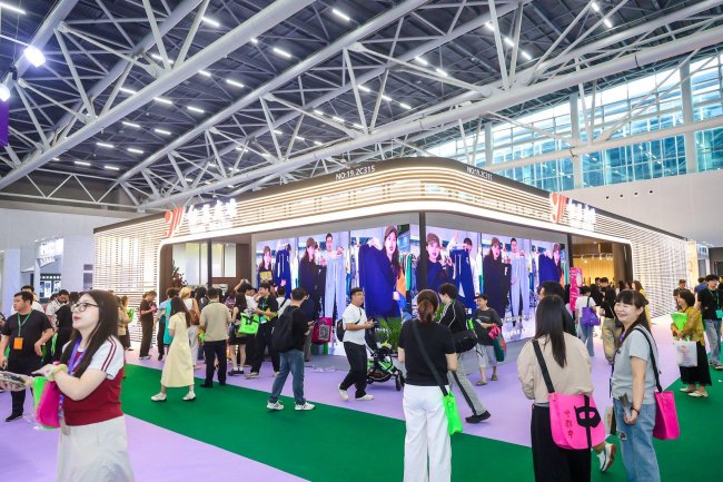 银基广场：从货品交易到价值陪伴，重塑专业市场新生态
