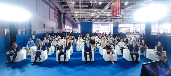 设计闪耀，产业焕新！2026中国国际面料设计大赛颁奖典礼在沪举办
